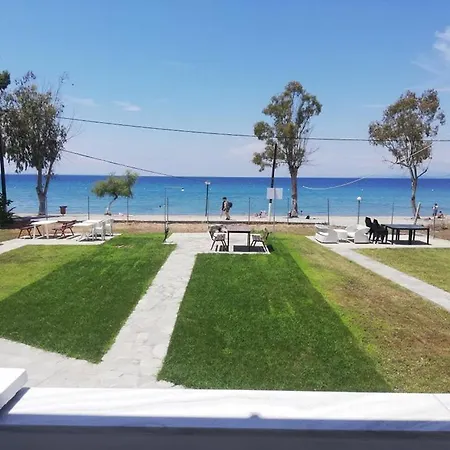 Dimitra's Family 2 Holiday home Paradisos