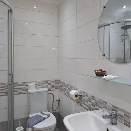 Dimitra's Family 2 * باراديسوس